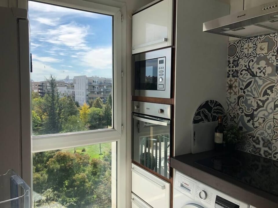 Kitchen fully equiped