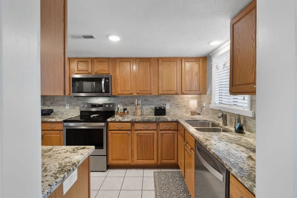 Happy Place - Hilton Head Vacation Rental Condo in Shipyard Plantation