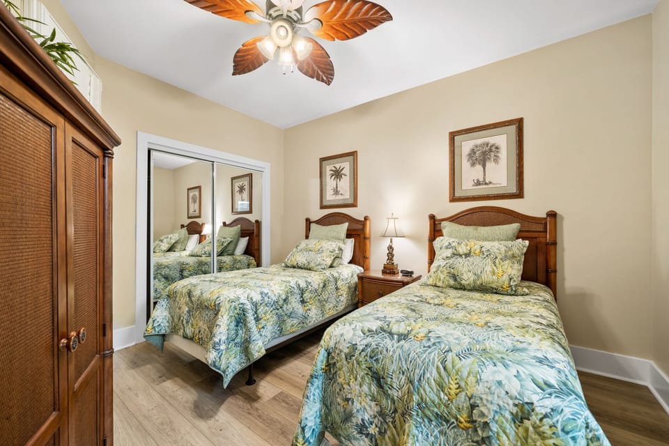 Caribe Resort D813 Guest Bedroom