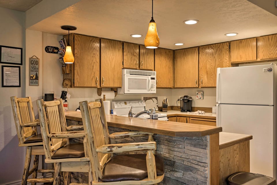 Kitchen | Fully Equipped