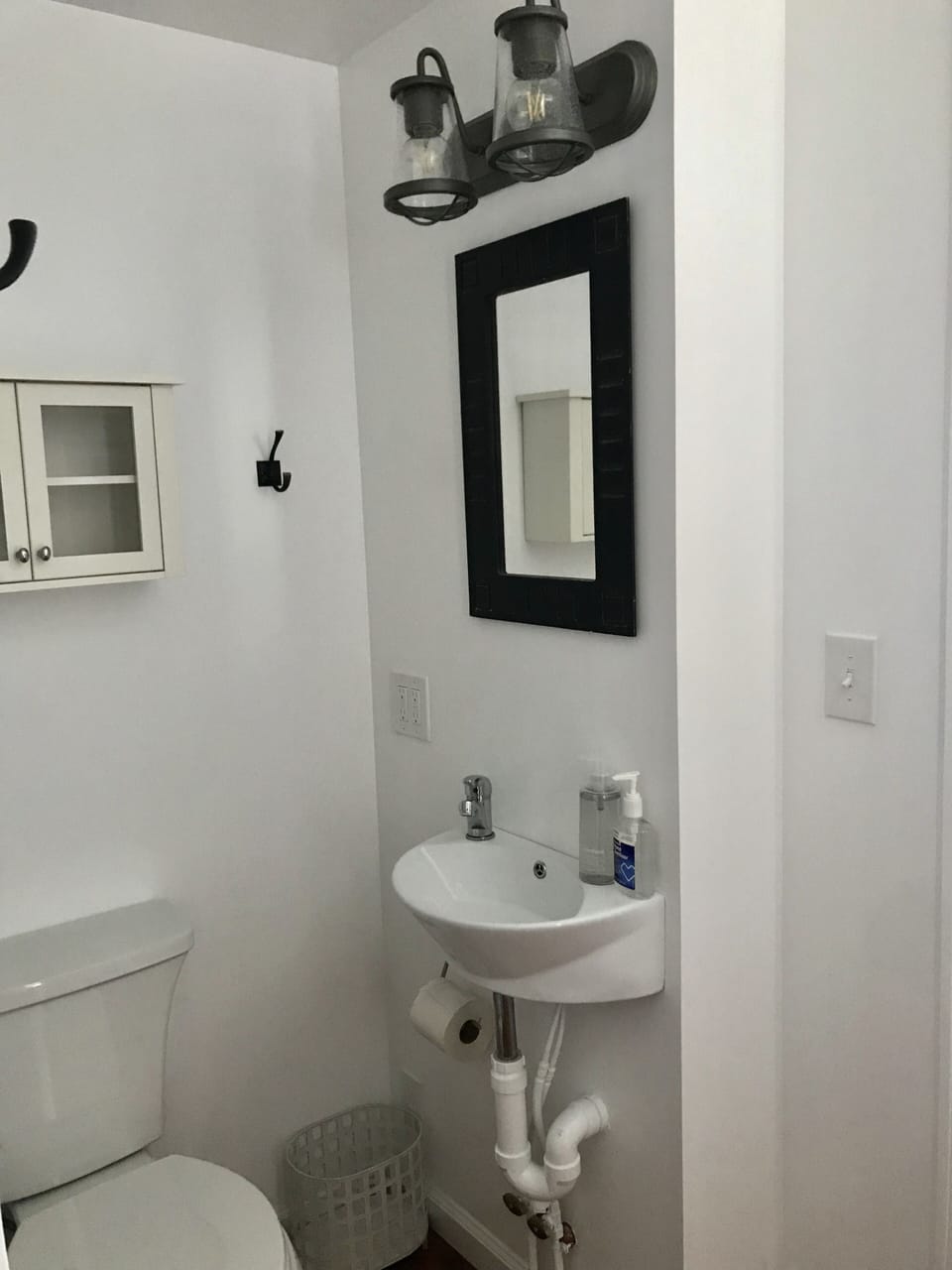 three piece bath with tub/shower