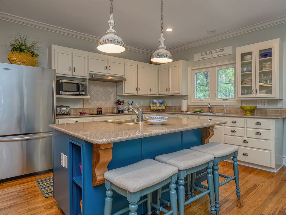 Fantastic fully equipped kitchen.