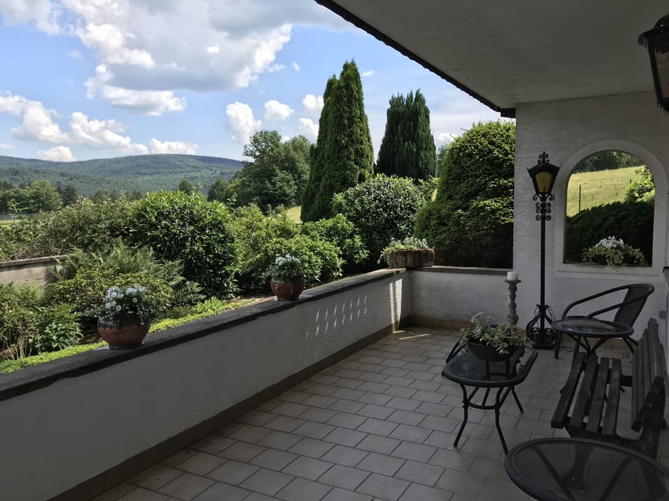 Gorgeous views, large garden, new remote-controlled awning for perfect comfort.