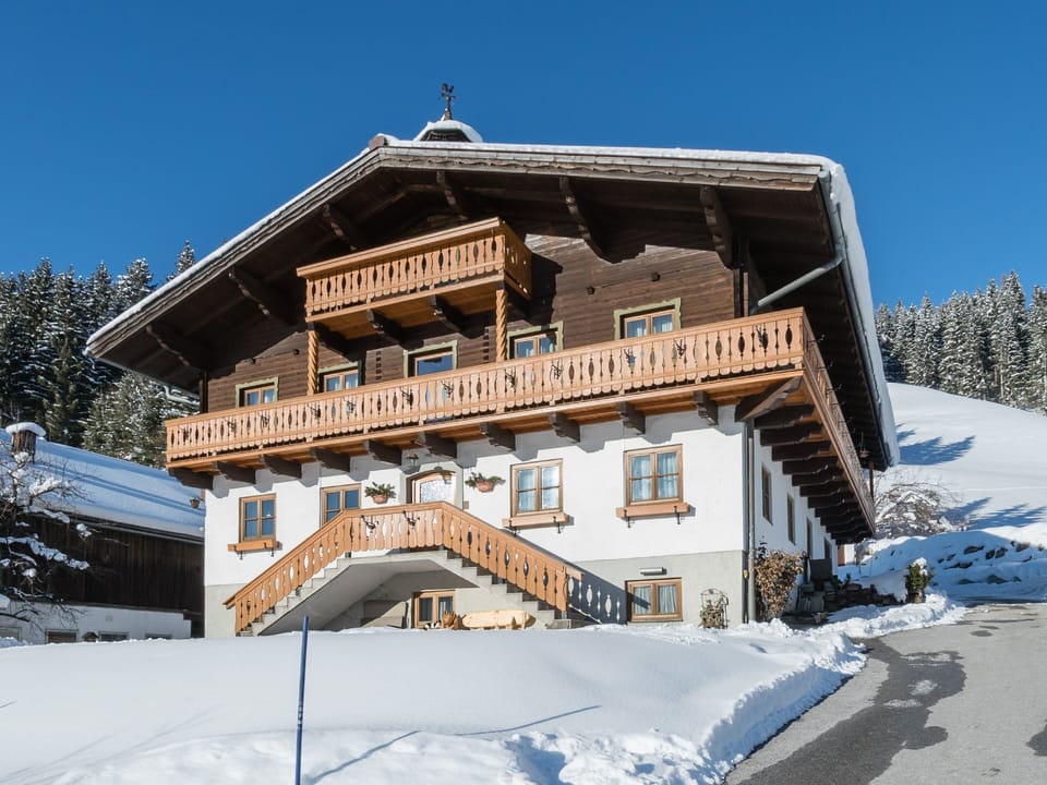 Holiday Home Exterior [winter]