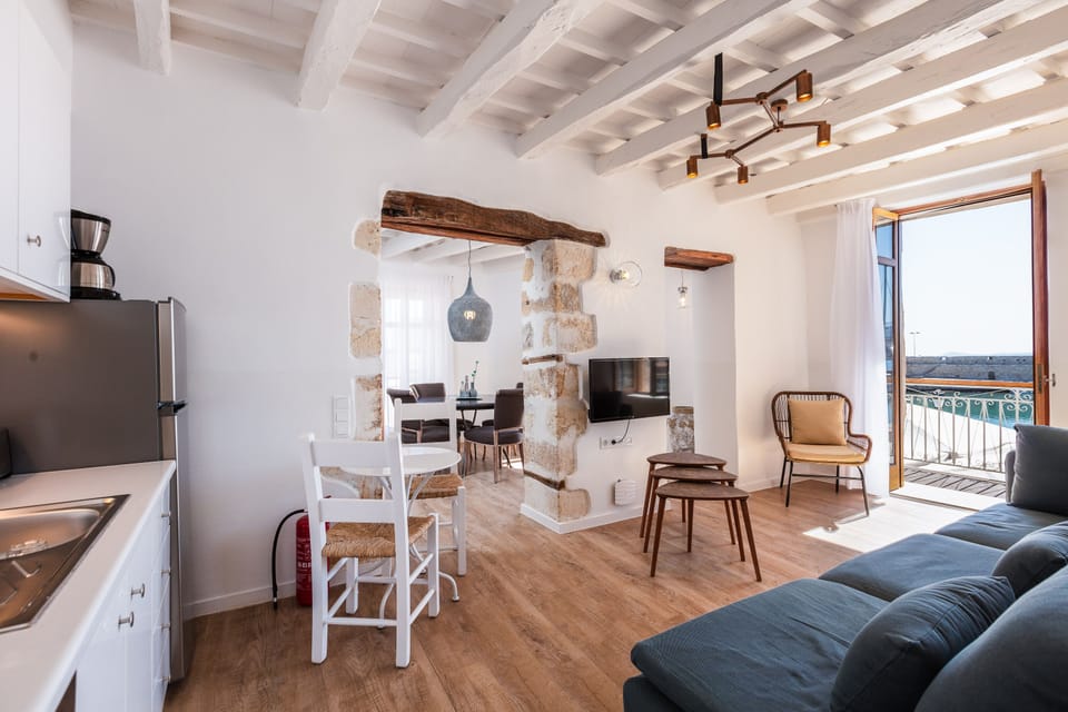 Carefully renovated, companinig old and new.