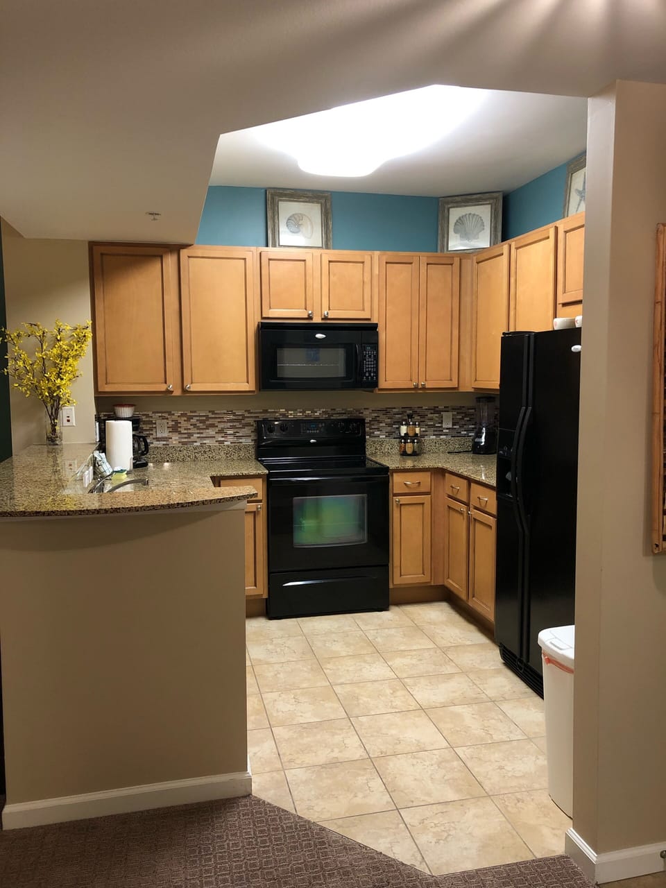 Fully equipped kitchen, enjoy cooking