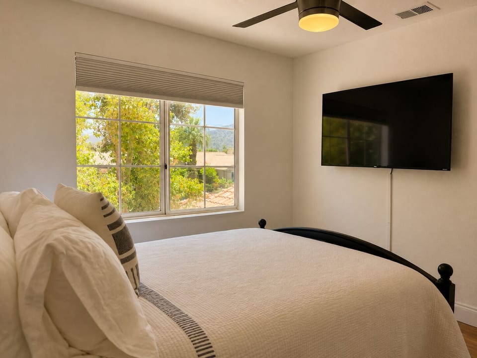 Mountain views or Smart TV? How about both! 