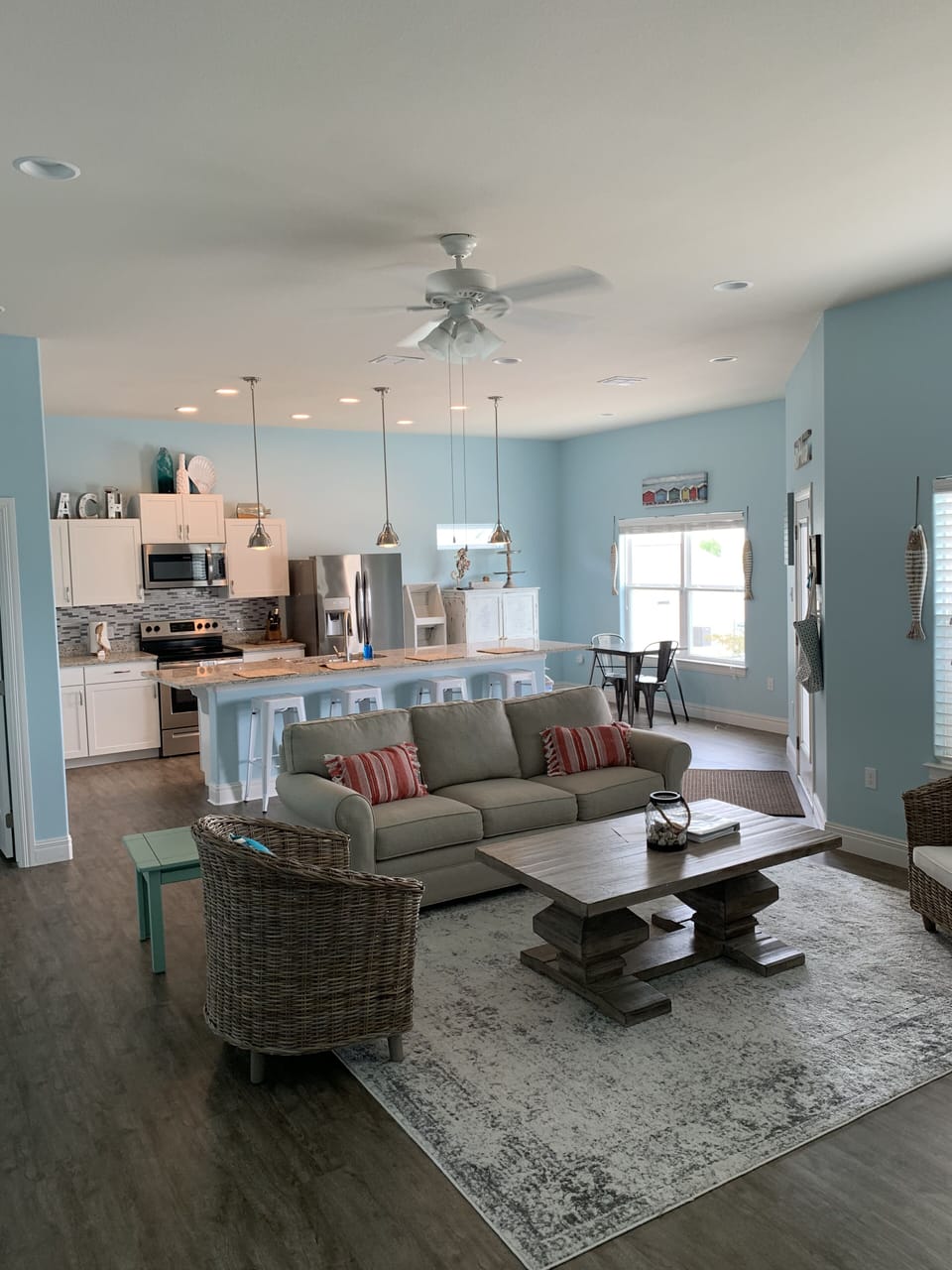 Open living & Kitchen 