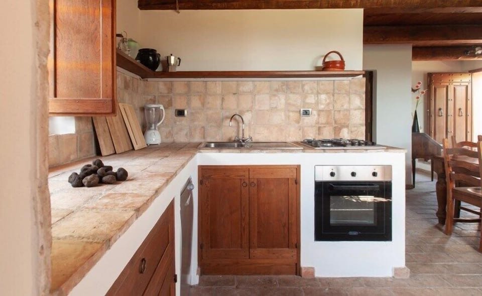 Casa Rosa ground floor kitchen (3)