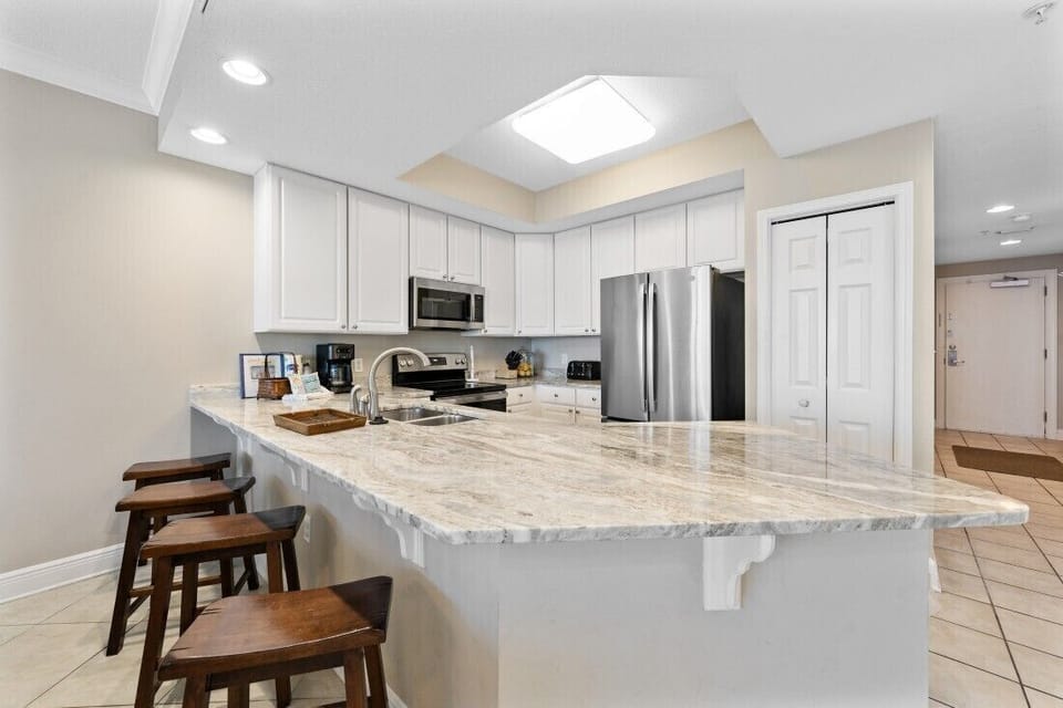 9 San Carlos 603 Dining Area