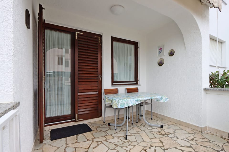 Terrace 1