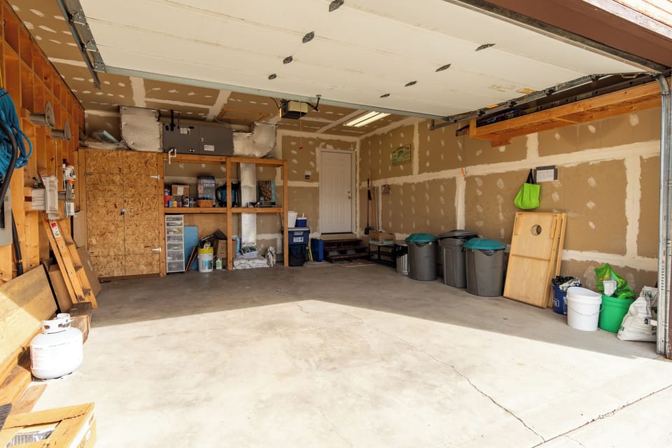 Parking | Garage (1 Vehicle)