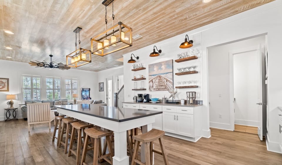 Second Floor Kitchen - Seating for 10
