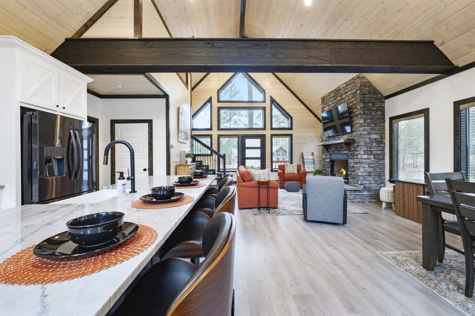 West facing 9 foot granite bar - seating for 4