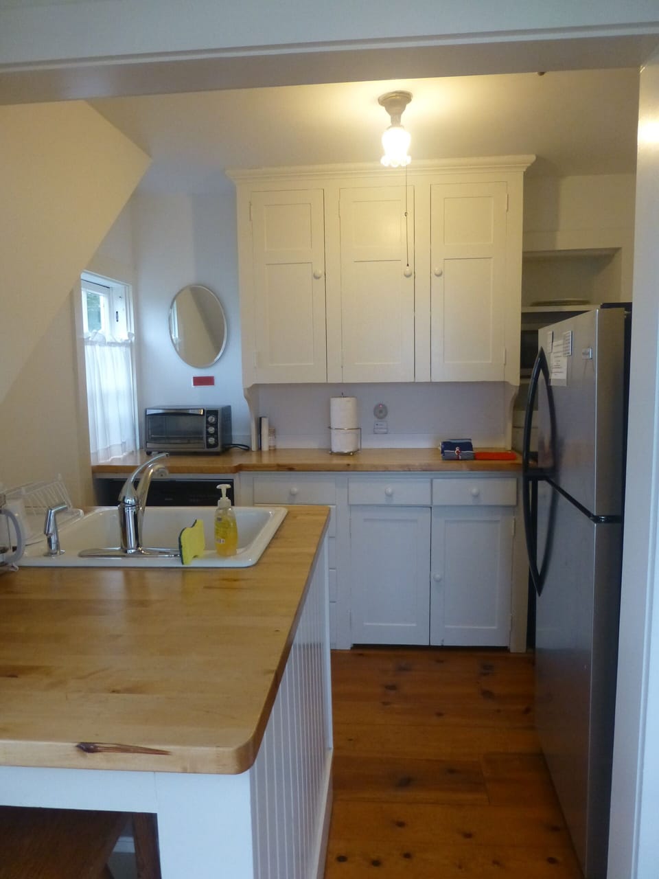 Kitchen-fully equipped-efficient