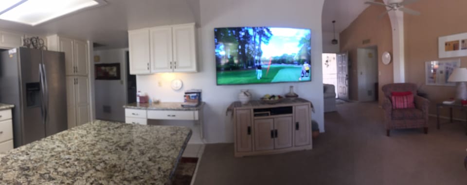 75 inch SamsungTV
