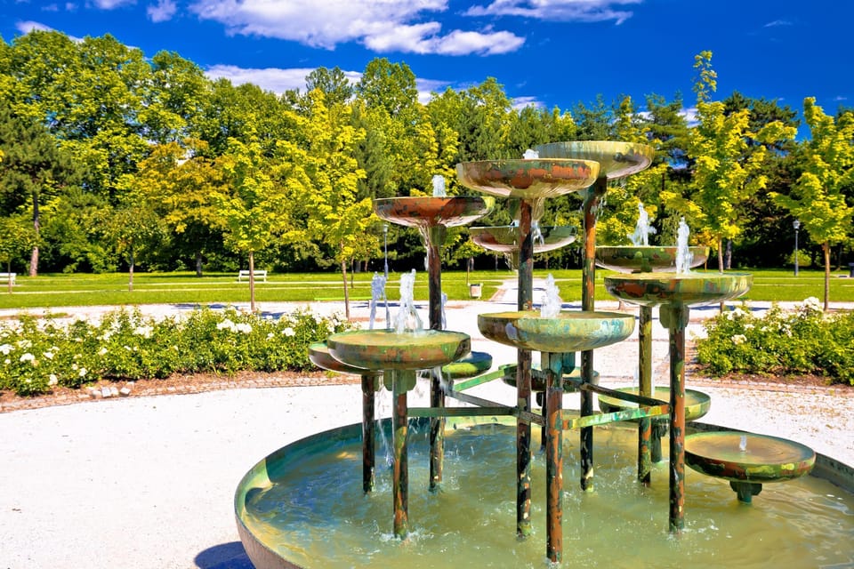 Fountain in park Tivoli