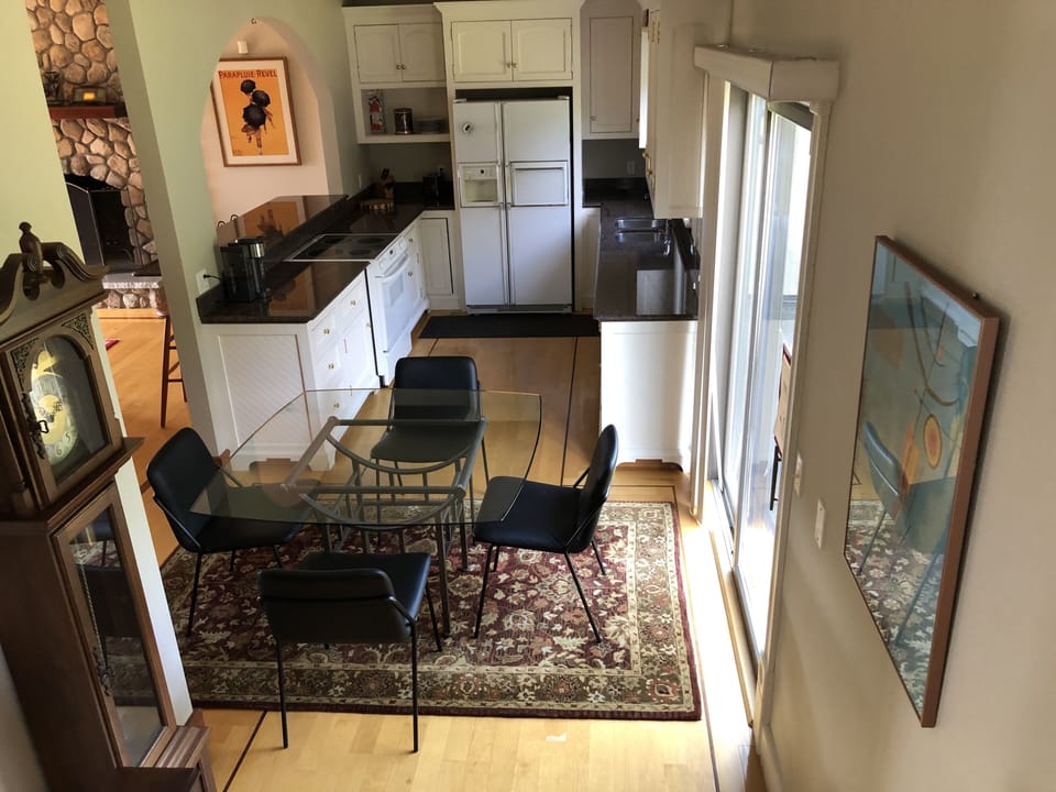 2nd floor kitchen