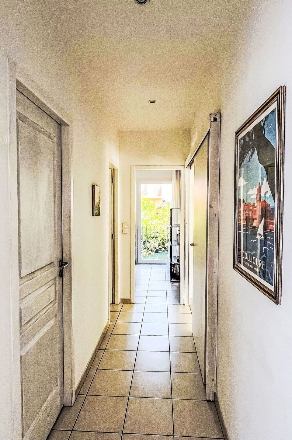 Flooring, Floor, Door, Home Door, Tile, Daylighting, Houseplant, Wood Flooring, Plaster