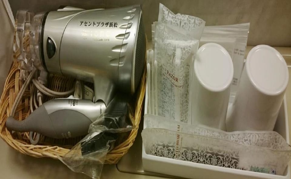 Bathroom amenities