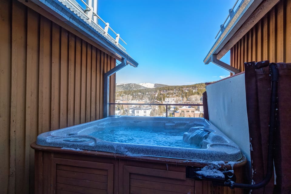 Private Hot Tub