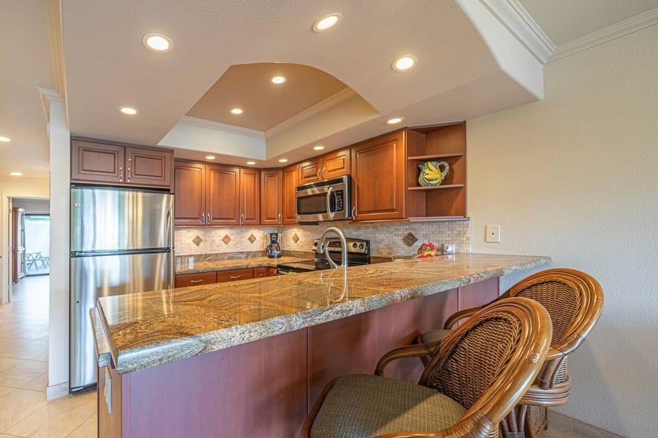 Newly remodeled kitchen with lovely granite counter tops!