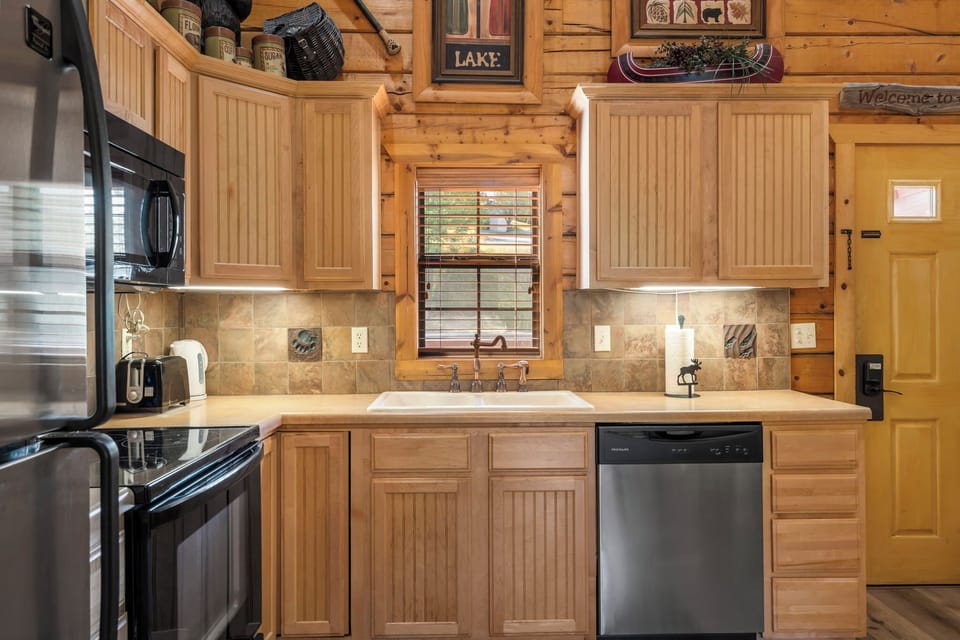 Full Kitchen