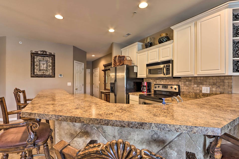 Kitchen | Cooking Basics | Breakfast Bar | Drip Coffee Maker