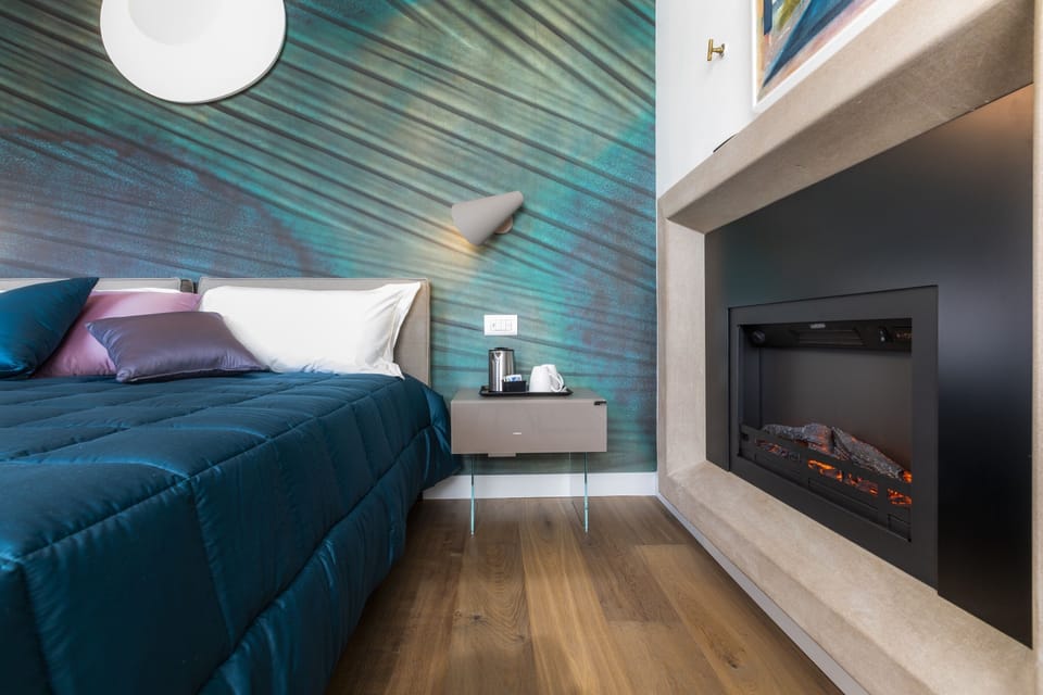 king size room or double with twin beds