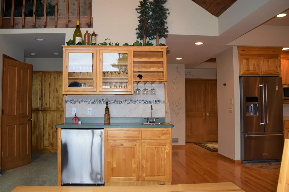 Wet bar