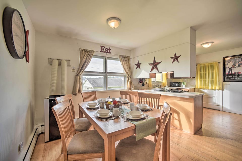 Dining Space | Dishware/Flatware