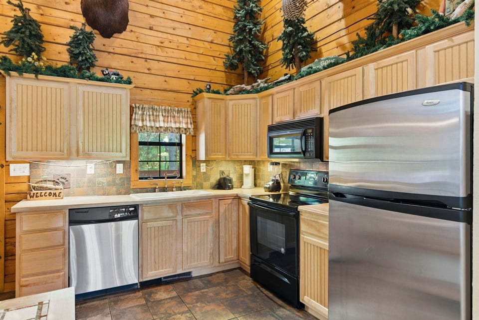 Full Kitchen
