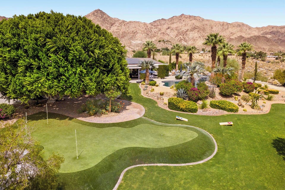 4-hole putting green and lawn games