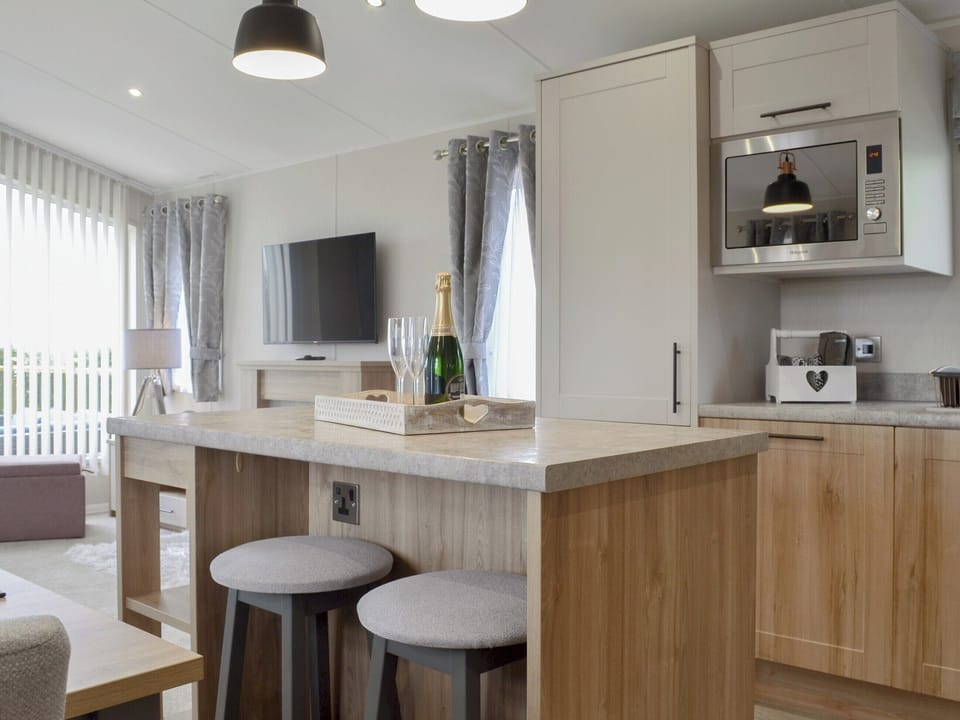 Kitchen/diner | Peacock - Absolute Eden, Calthwaite, near Penrith