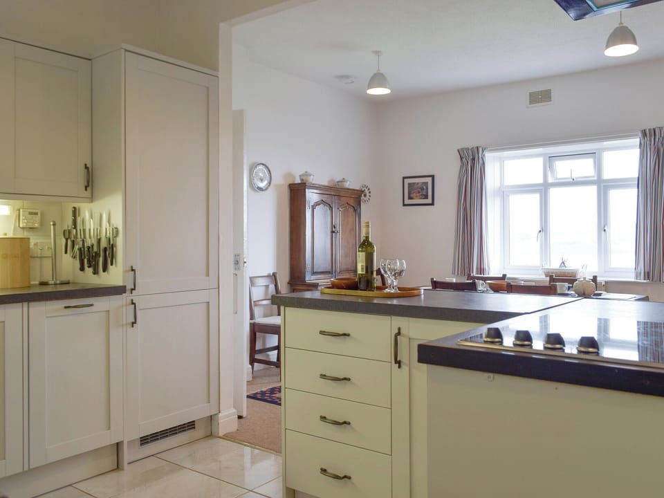 Kitchen/diner | Sunray - Sunray and Cliff, Dale, near Haverfordwest