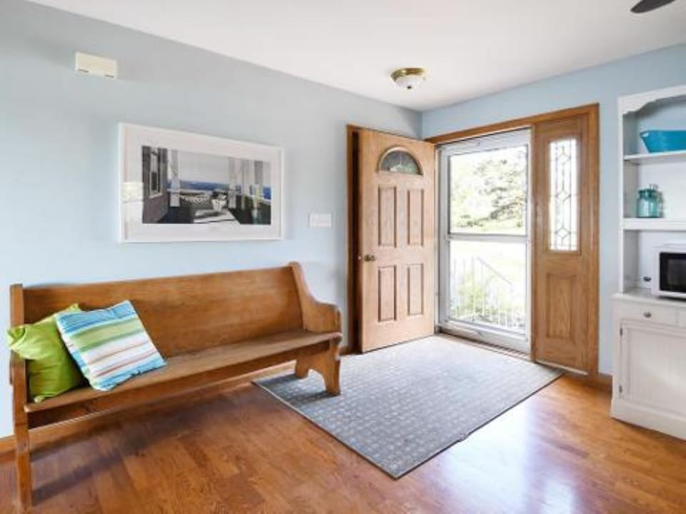 Front door coming into Kitchen area