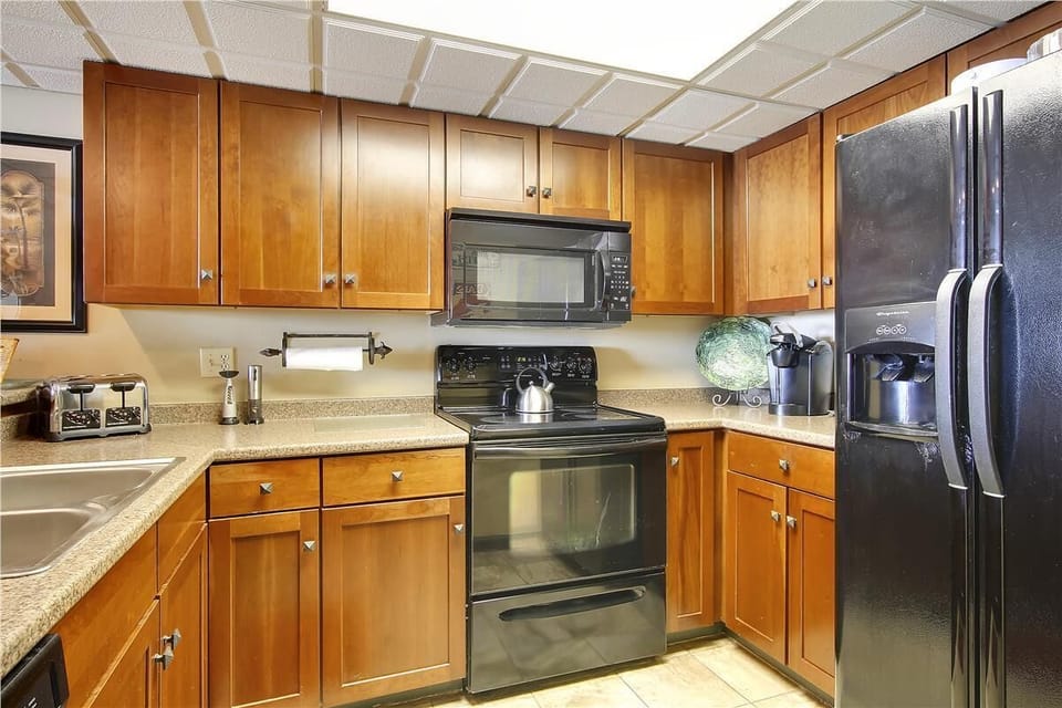 Fully stocked kitchen