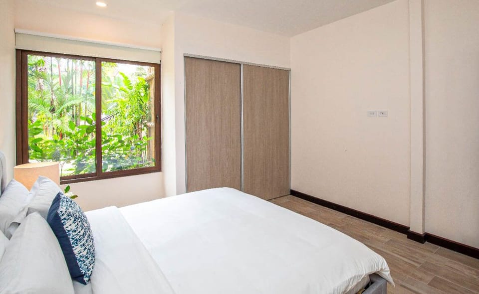 Second bedroom