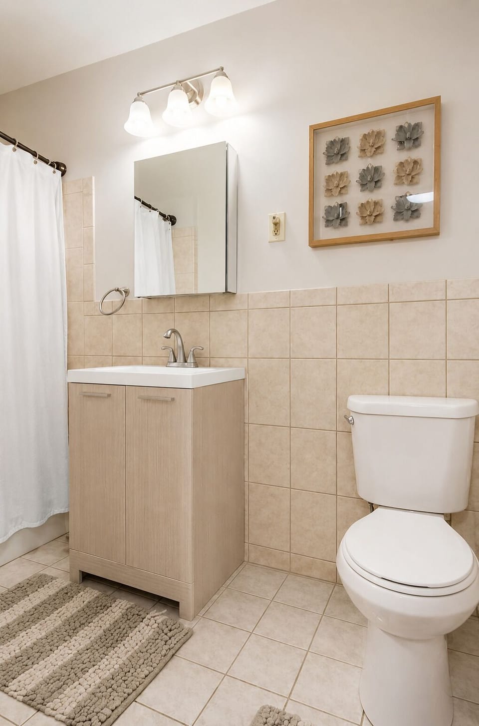 Bathroom, Lots of floor space.