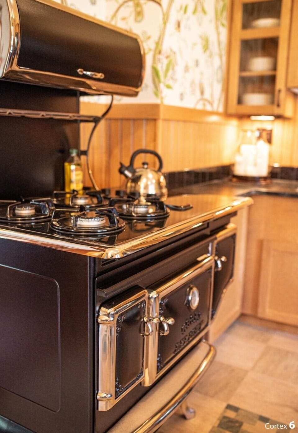 How fun to cook on this vintage style gas stove.