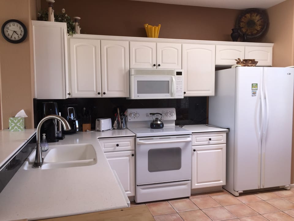 All the necessary kitchen comforts
