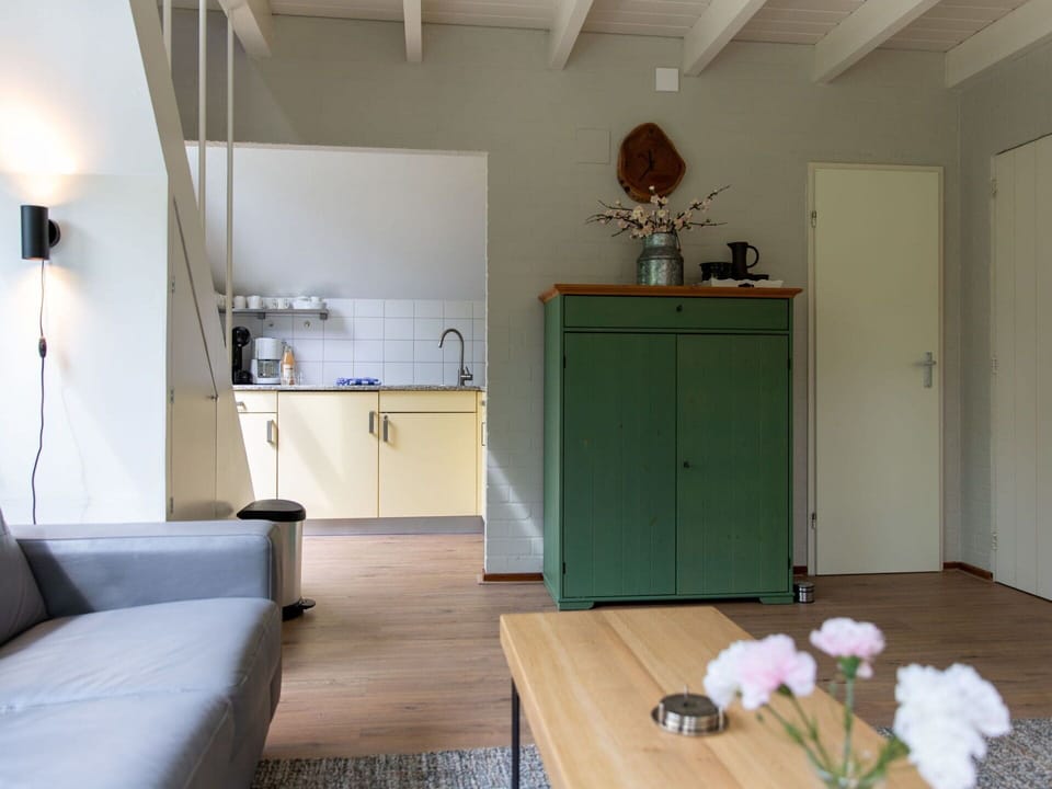 Cabinetry, Furniture, Building, House, Wood, Flooring, Floor, Interior Design, Architecture, Door