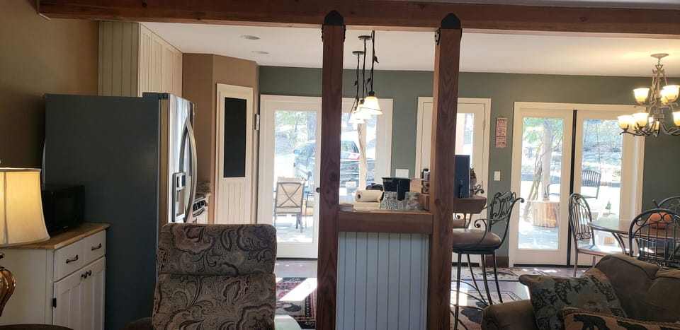 Family room, kitchen and main entrance