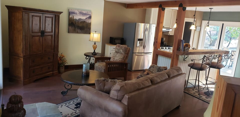 Family room, kitchen and bar