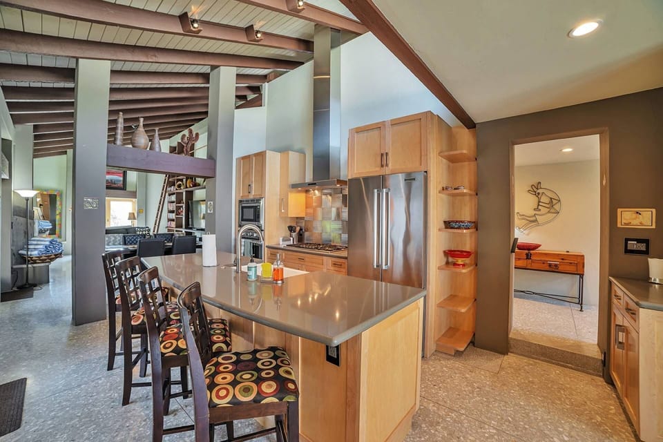 This kitchen is great for entertaining and has what you need for staying in