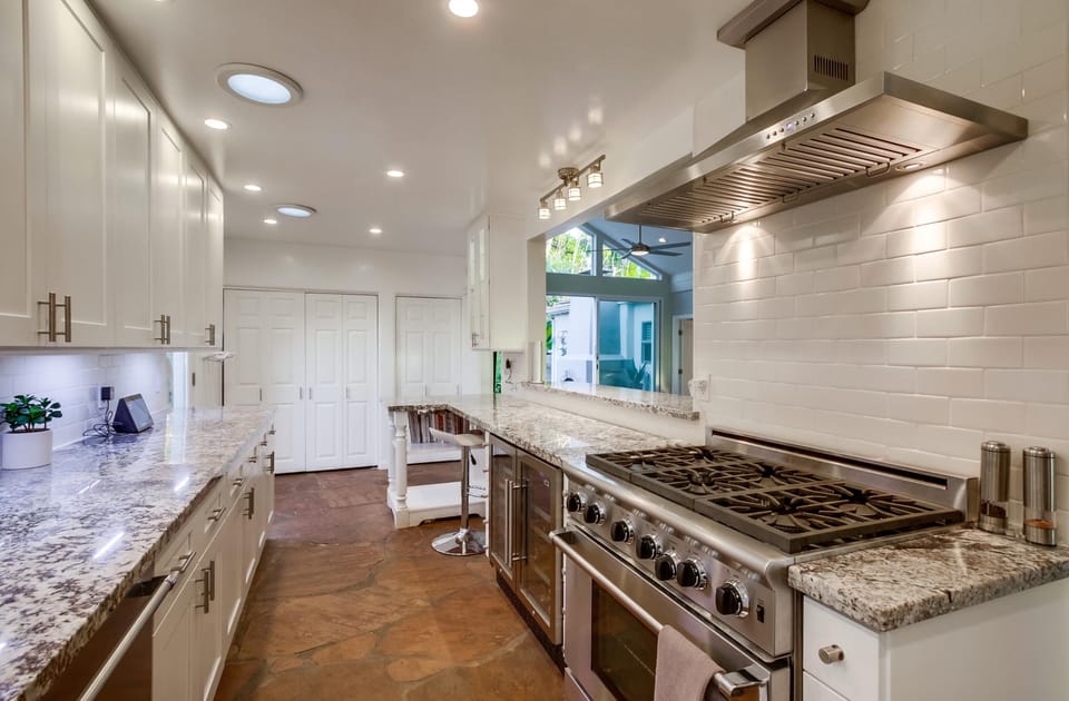 Enjoy the ease of a fully equipped kitchen with plenty of space to cook.