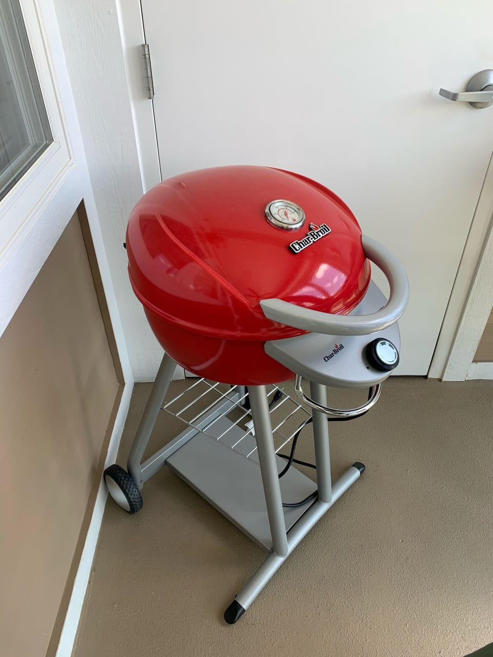 Electric grill