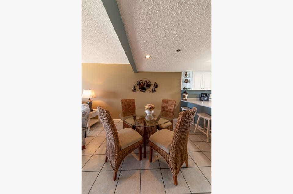 In addition to your dining table, there is seating at the bar, too.