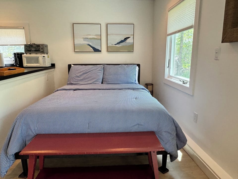 Queen Bed