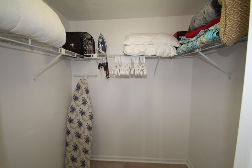 walk in closet